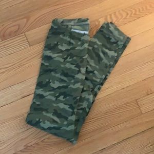 Old Navy Camo Legging